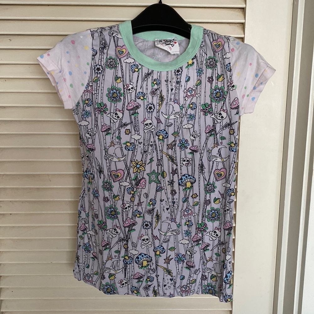 Scrapbook skull bolt mushroom tee S
